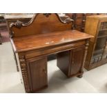 19th cent. Mahogany buffet of modest proportions. 44ins. x 52ins. x 19ins.