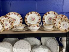 Pottery porcelain Royal Albert Lady Hamilton pattern dinner plates (10½ins) x 6, salad plates (8ins)