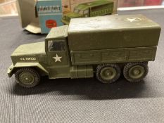Toys: Diecast vehicles Corgi 1133 Troop Transporter 1965-66, International Six Wheeled Truck, 'US