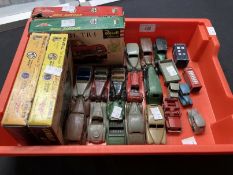 Toys: Diecast vehicles, selection of pre and post-WWII including 36a green and black, 38c Laginda