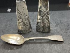 Hallmarked Silver: Georgian tablespoon hallmarked London. Weight 2oz. Plus a pair of triangular