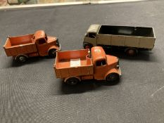 Toys: Diecast vehicles, Dinky 511 1947-48 Guy 4 Ton Lorry, grey cab and back, red hubs, black and