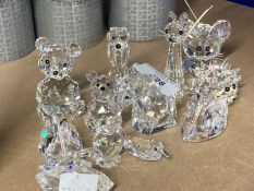 20th cent. Glass: Swarovski silver crystal animal figurines includes small swans x 3, medium