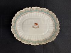 WHITE STAR LINE: Gothic arch oval ceramic fruit bowl with house flag to centre. 10ins.