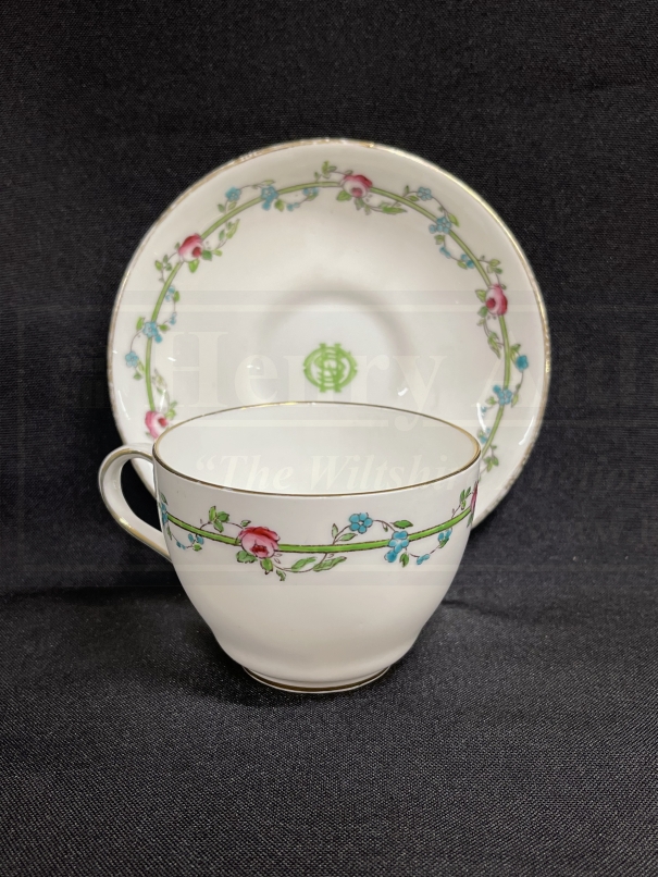 WHITE STAR LINE: Stonier and Company Oceanic Steam Navigation Company Rose pattern tea cup and