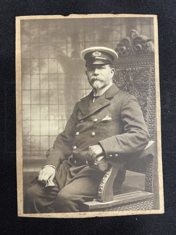 R.M.S. TITANIC: George W. Bowyer Archive. Photograph, unpublished family portrait in uniform,