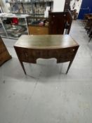 Late 19th cent. Mahogany bow fronted writing desk of modest proportions with green leather skiver,