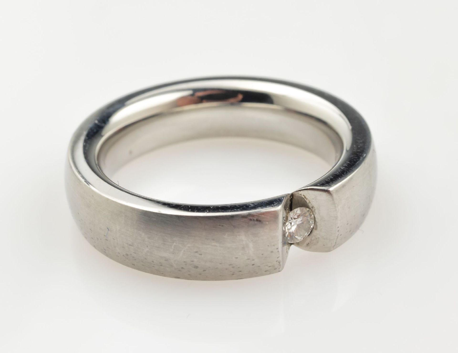 Edelstahl Ring mit Brillant, Scheuerle/Quinn,   1 Brillant