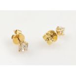 Paar 14 kt Gold Ohrstecker mit Diamanten, GG 585/000,