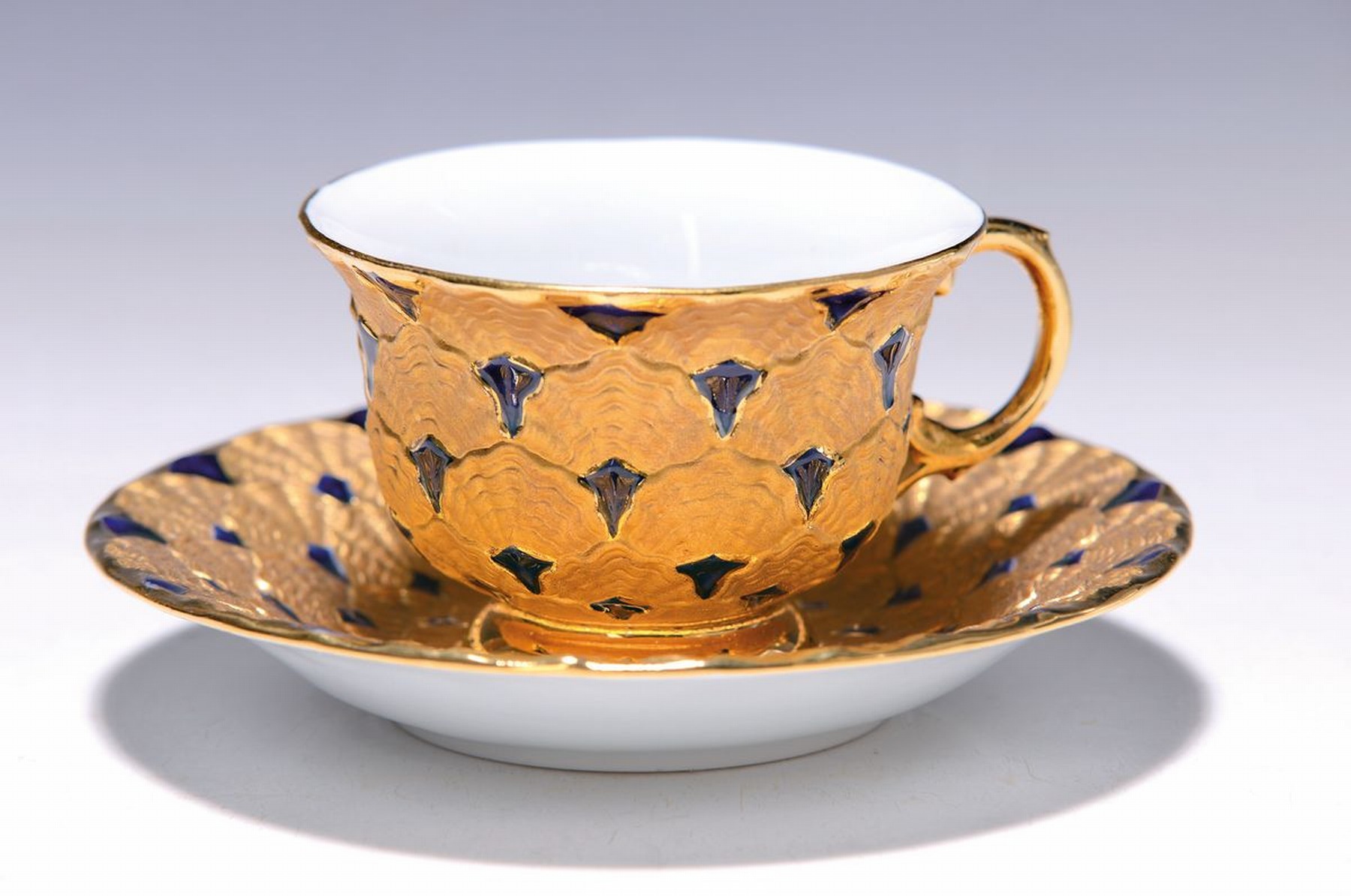 Mokkatasse mit Untertasse, Meissen, 1930iger Jahre,