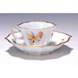 Mokkatasse mit Untertasse, Meissen, 1890, Vierpassform,