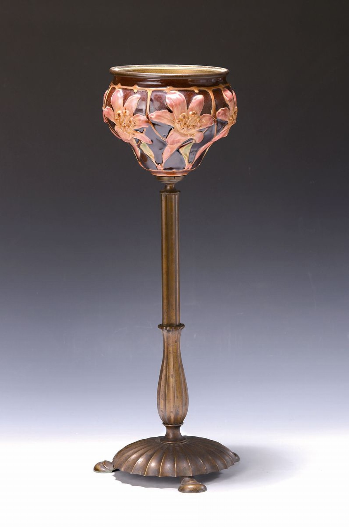 Petroleumlampe, Jugendstil, um 1900, Keramikkorpus wohl