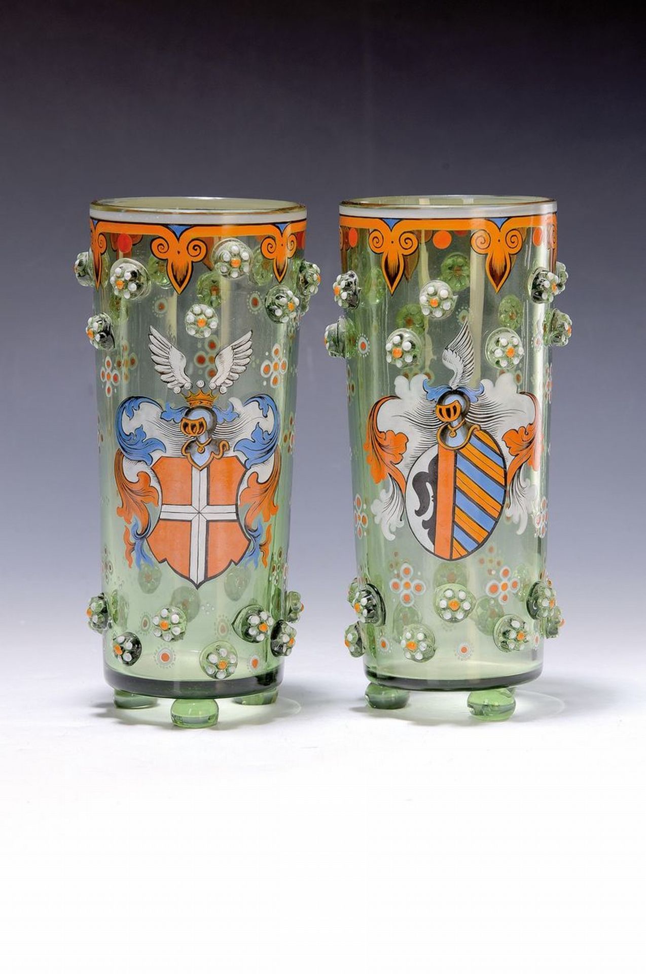 Paar Pokale, Historismus um 1920,  grünes Glas, mit