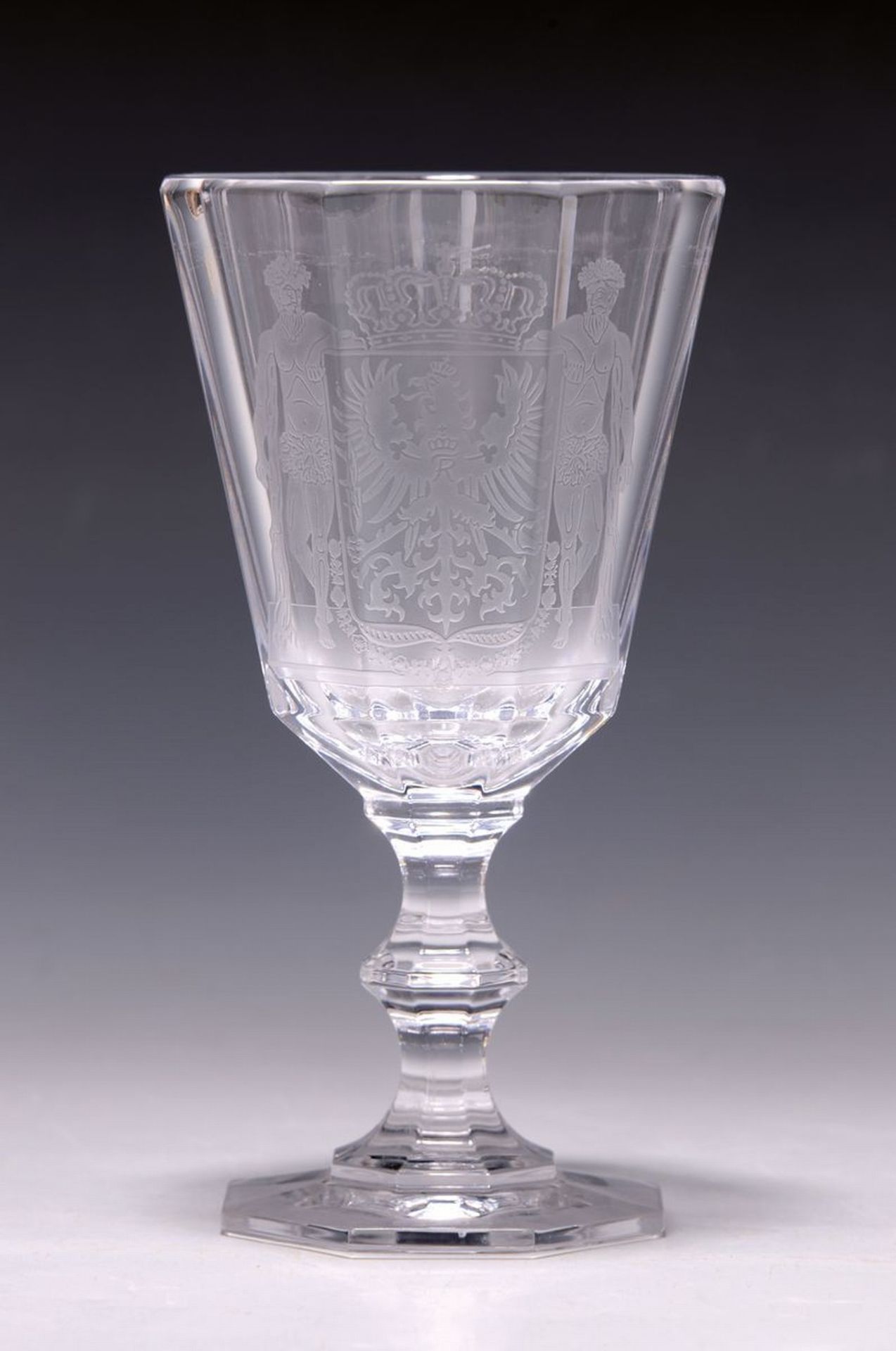 Wappenpokal, Preußen, um 1920,  farbloses Glas, mit