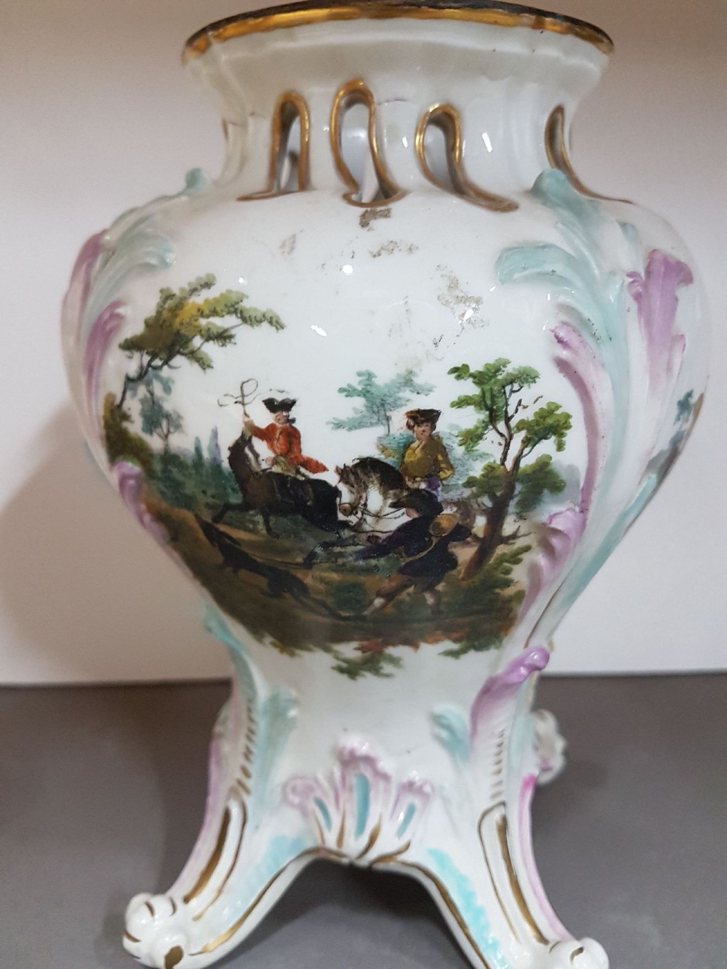 Potpourrivase, Meissen um 1755,  Porzellan, vier - Bild 5 aus 7