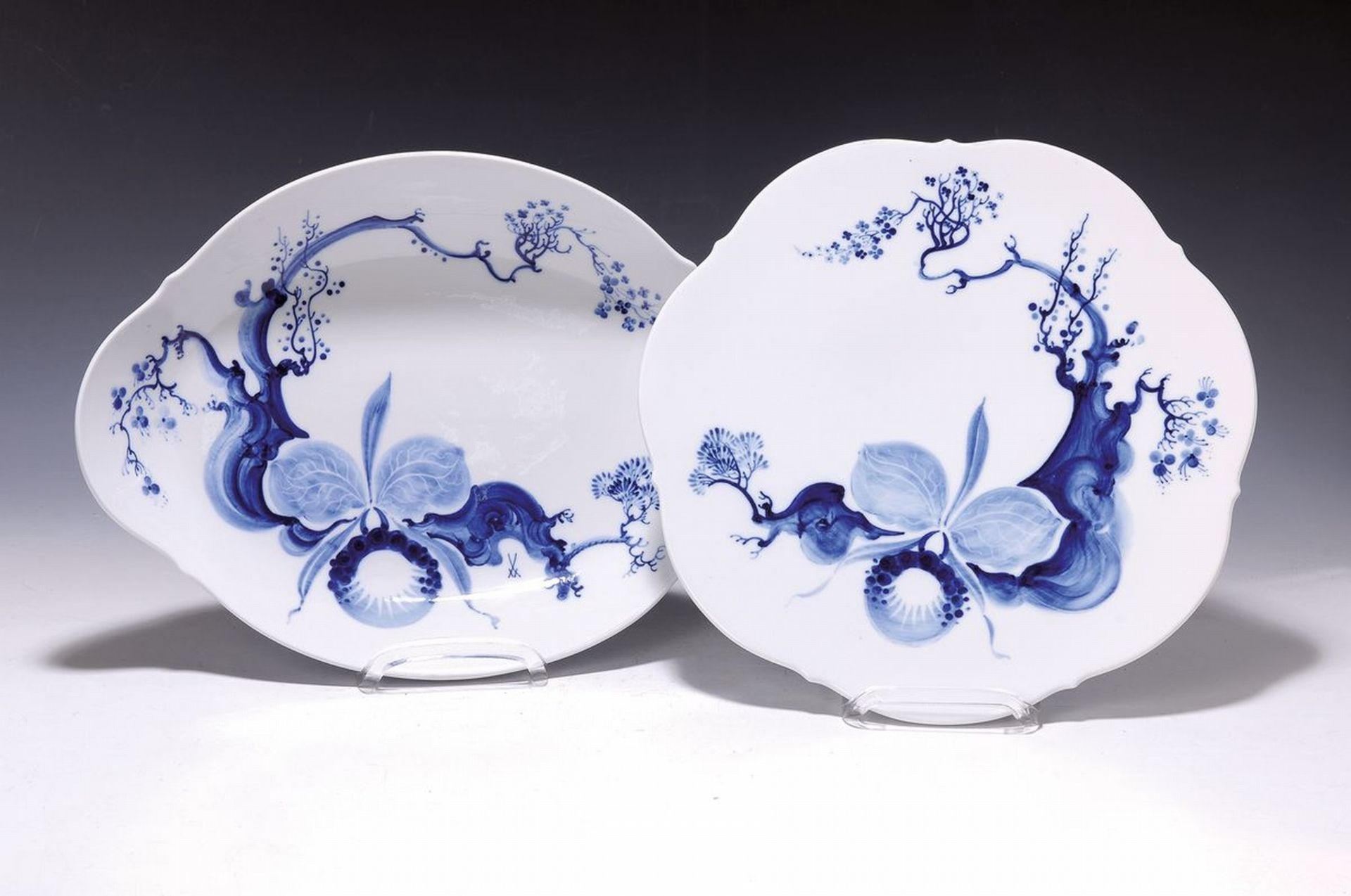 2 Teile Porzellan, Meissen, 20. Jh.,  Dekor blaue