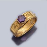 18 kt Gold Armreif mit Amethyst, wohl deutsch um 1840,