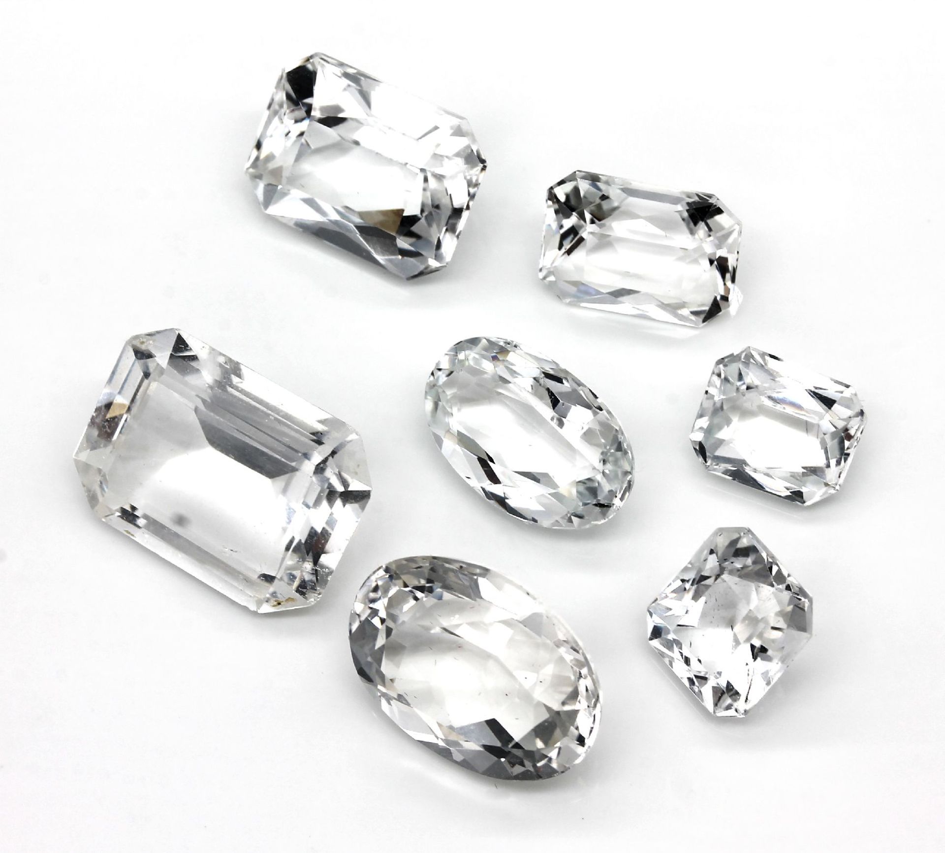 Lot lose facett. Topase, zus. 542.18 ct,   in versch.