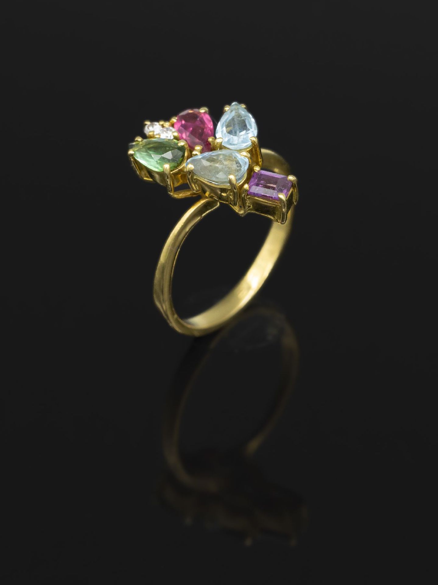 18 kt Gold Ring mit Farbsteinen und Brillanten,   GG