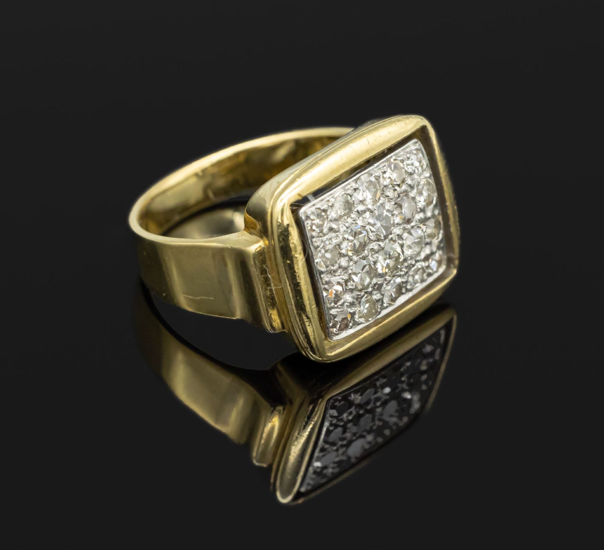 18 kt Gold Ring mit Diamanten, GG/WG 750/000,   19