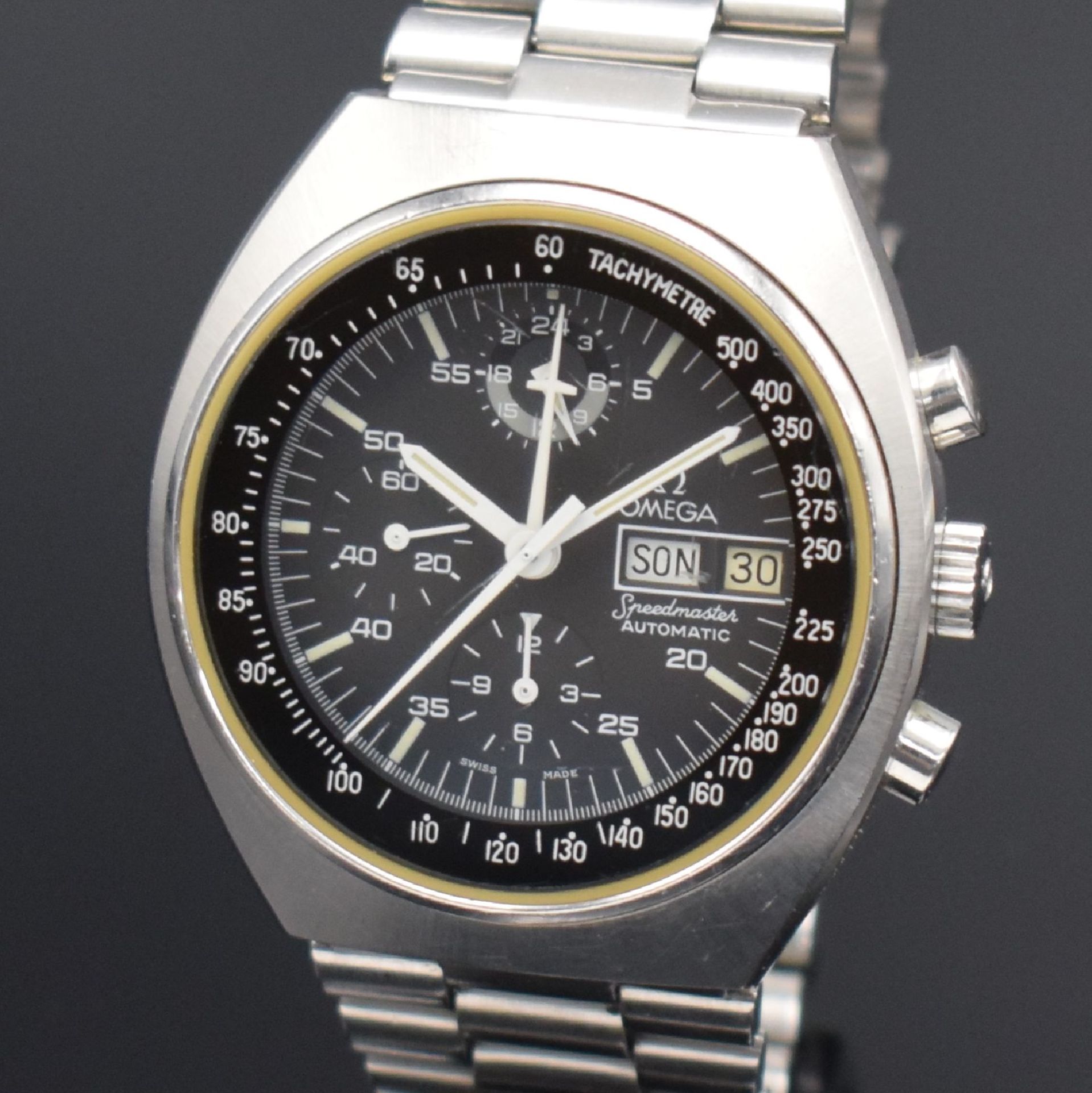 OMEGA Speedmaster Herrenarmbanduhr mit Chronograph in - Bild 4 aus 10