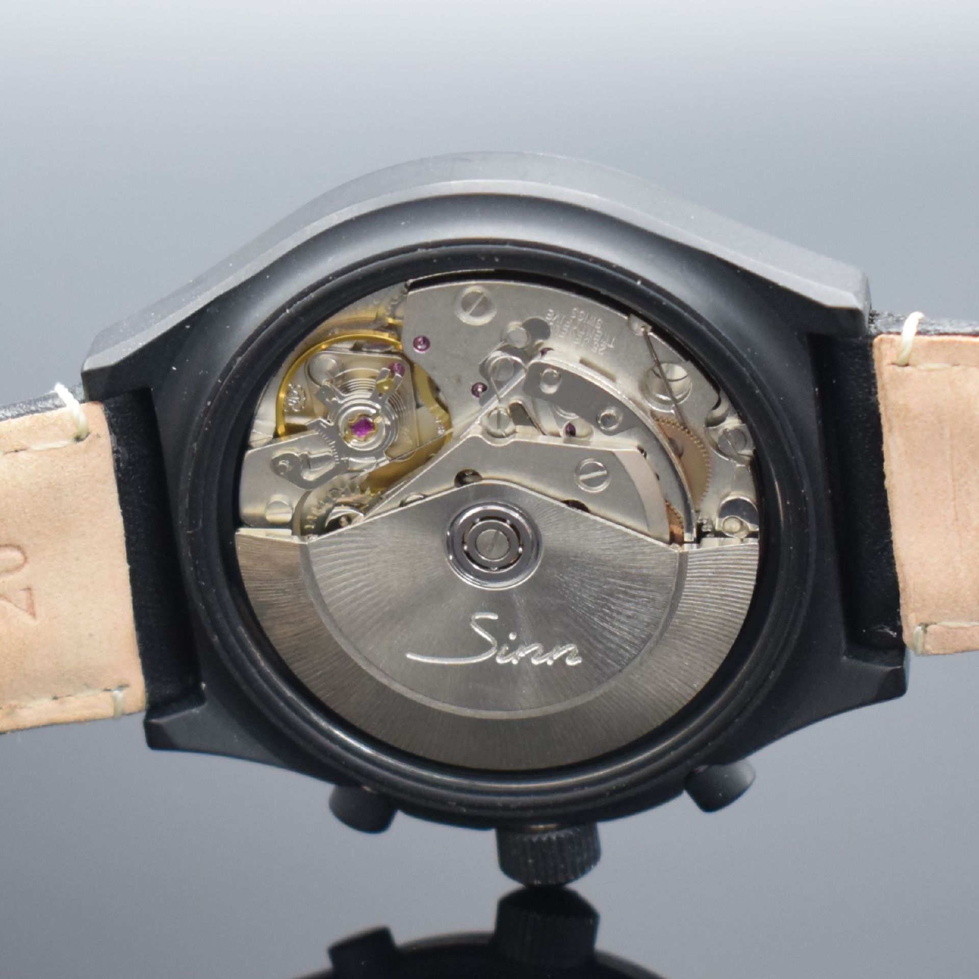 SINN Herrenarmbanduhr mit Chronograph,  Schweiz um 2000, - Bild 8 aus 8