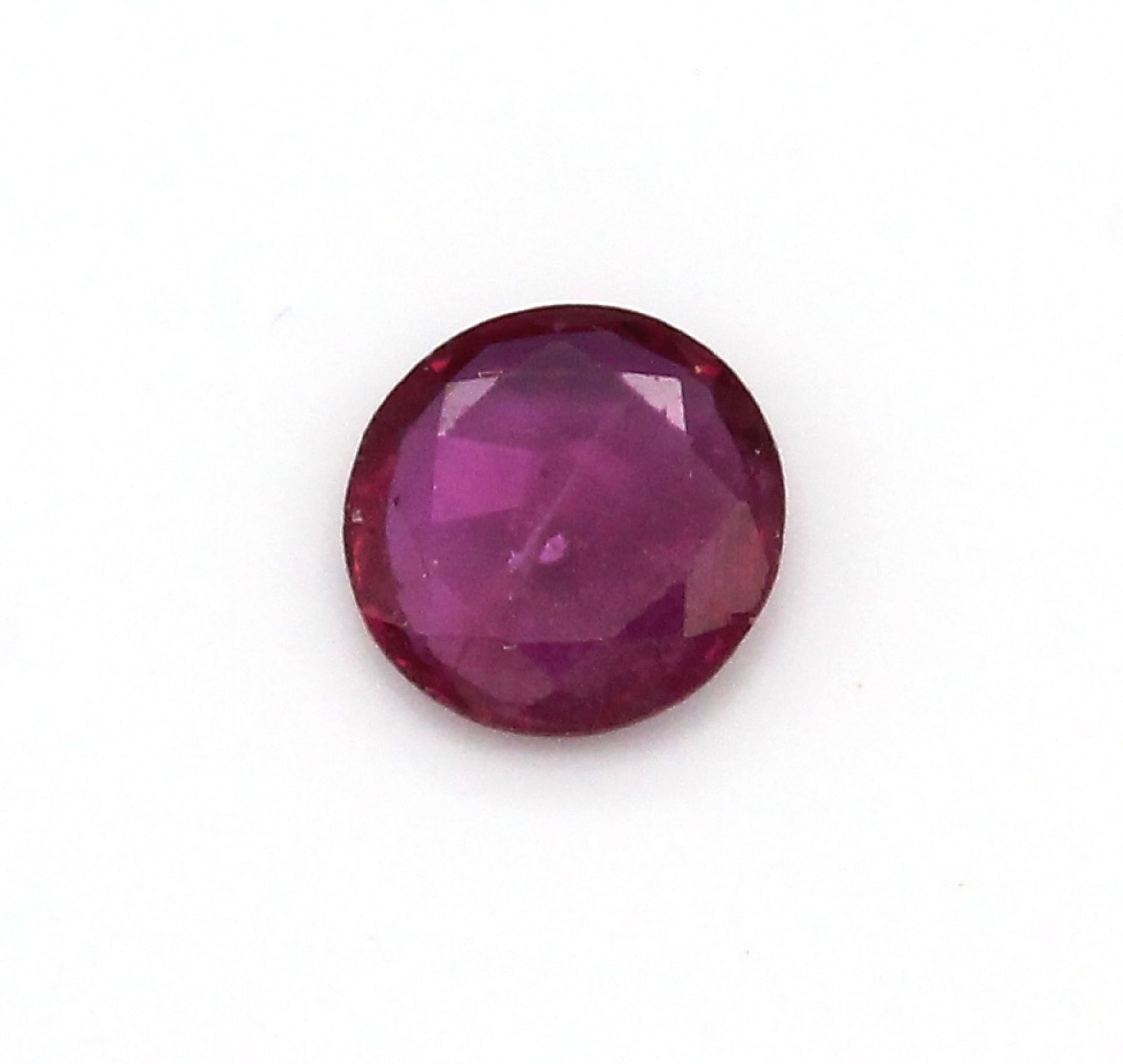 Loser rundfacett. Rubin, 0.51 ct, 5.48 x 5.41 x 1.63 mm,