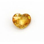 Loser facett. Saphirherz, 1.06 ct, gelb, 5.35 x 6.79 x