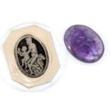 Loser Amethystcabochon in Form eines Skarabäus, Boden