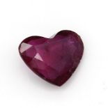 Loses facett. Rubinherz, 0.77 ct, 5.19 x 6.23 x 2.57 mm,