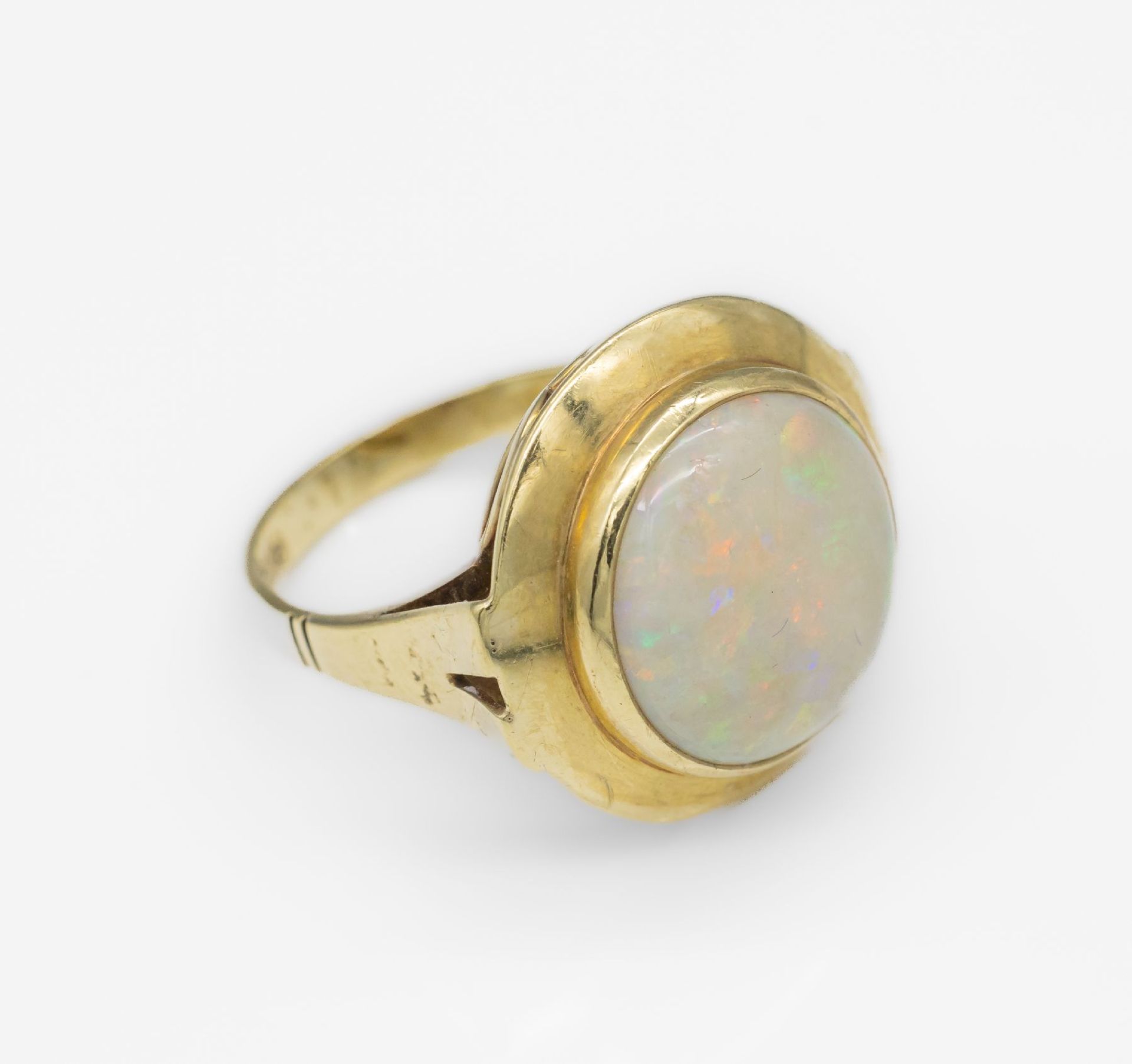 14 kt Gold Ring mit Opal,   GG 585/000, runder