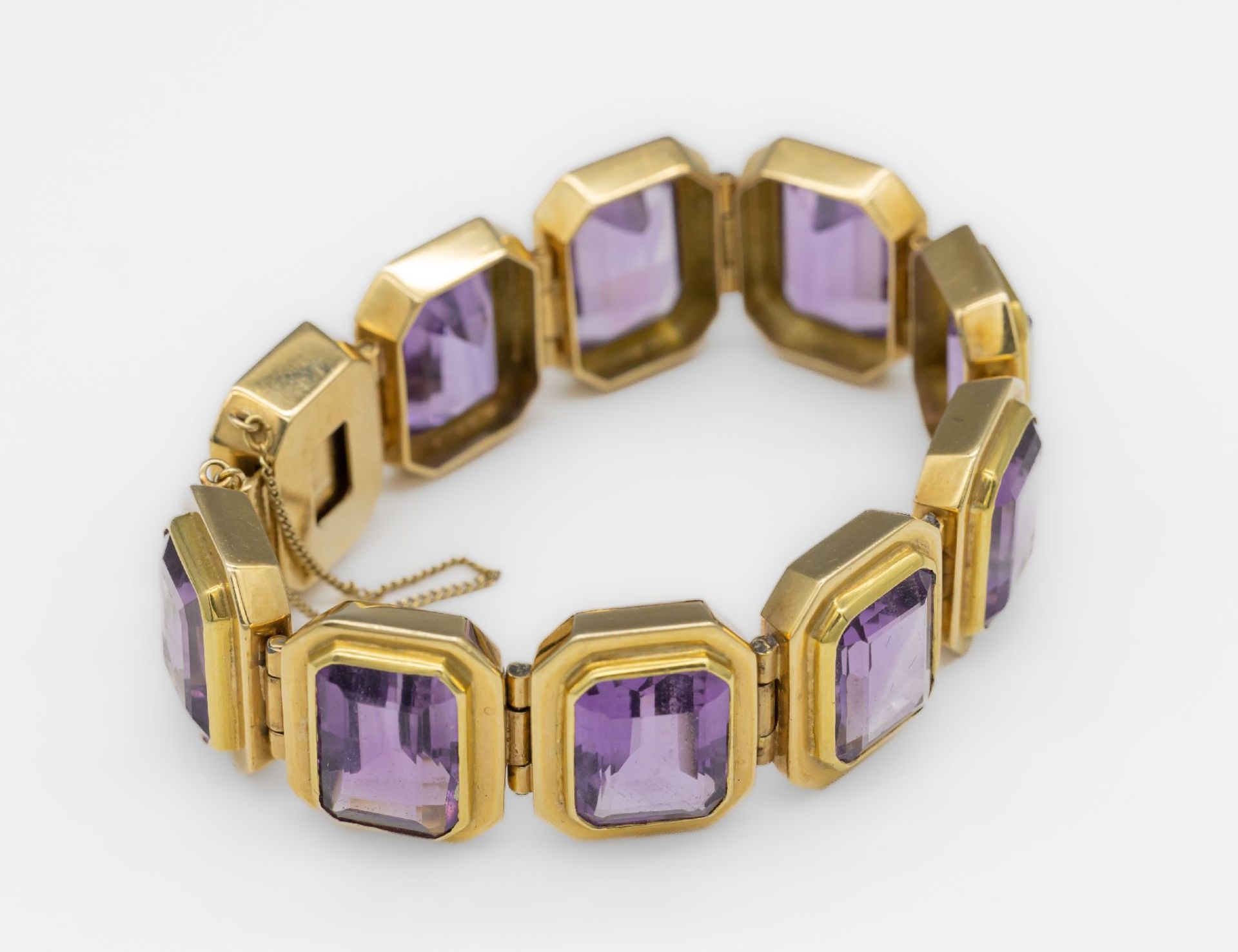 14 kt Gold Amethyst-Armband,   GG 585/000, 11 facett.