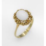 14 kt Gold Ring mit Opal, GG 585/000, mittig