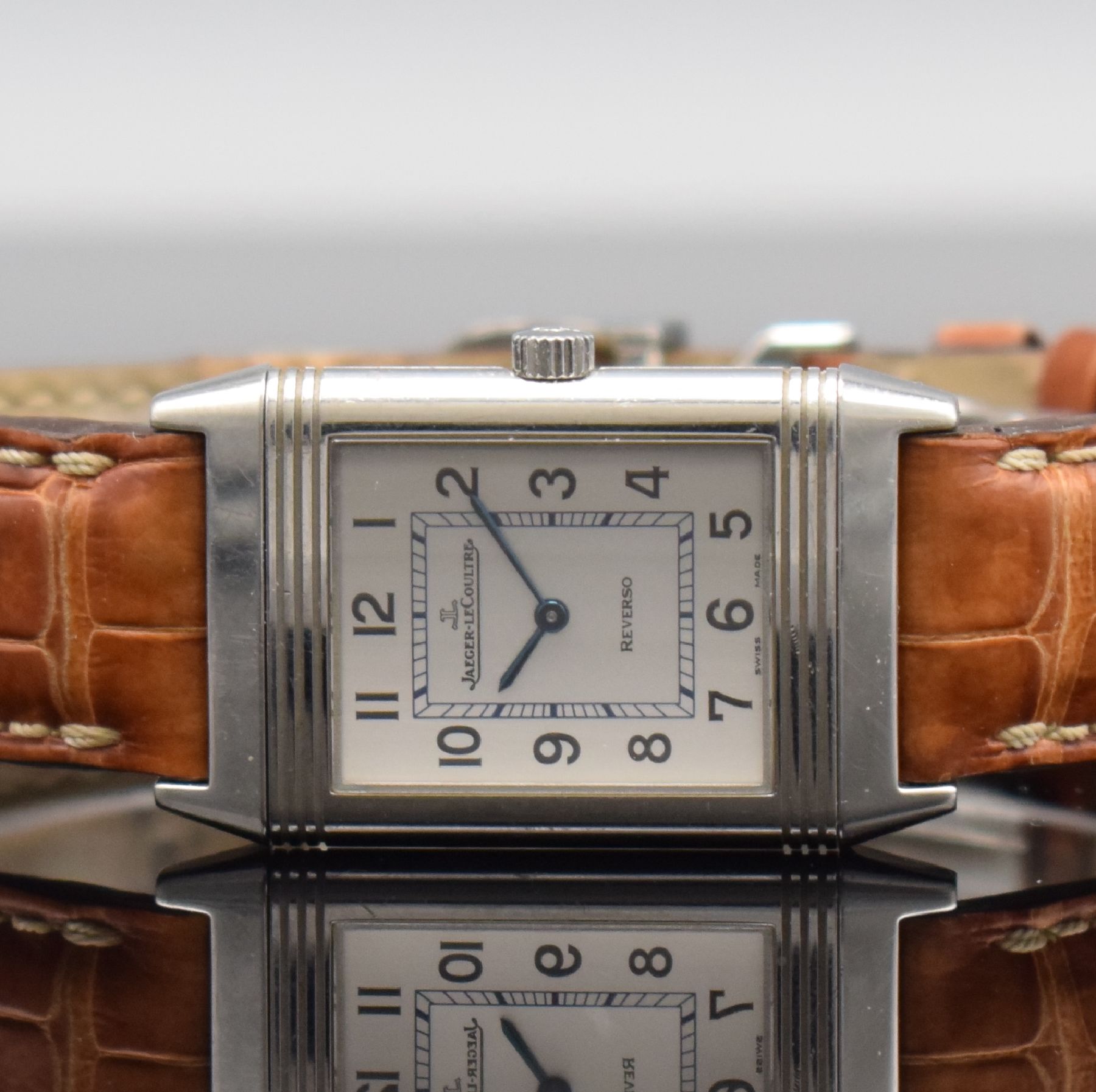 Jaeger-LeCoultre Reverso Classic Armbanduhr in Stahl, - Image 2 of 11