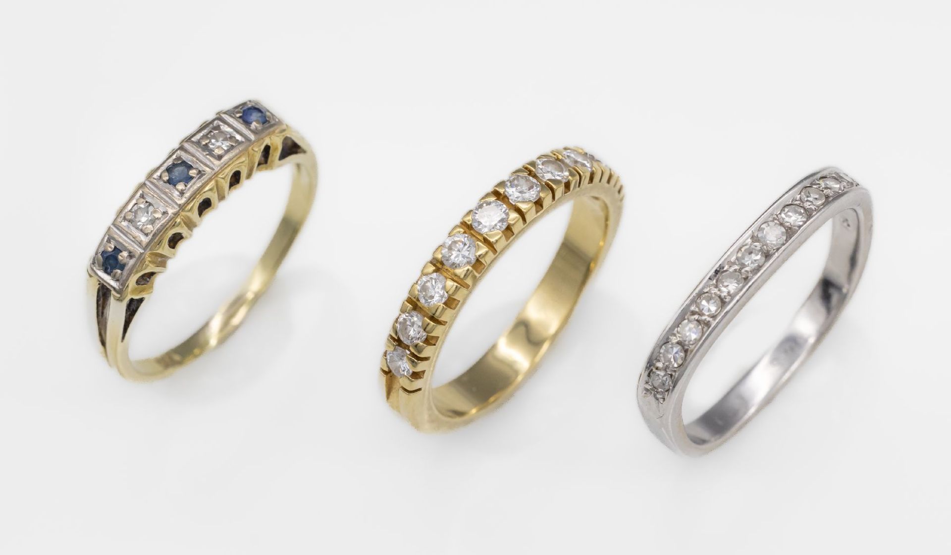 Konvolut 18 und 14 kt Gold Ringen mit Diamanten und