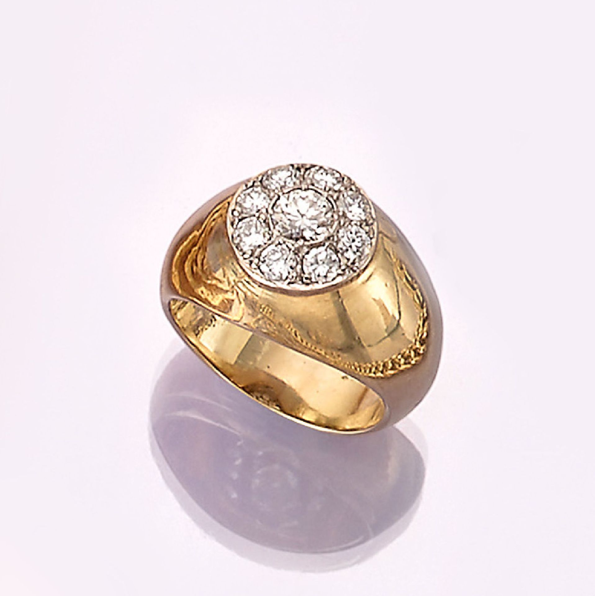 14 kt Gold Brillant-Ring,   GG/WG 585/000, inWG gefasste 9