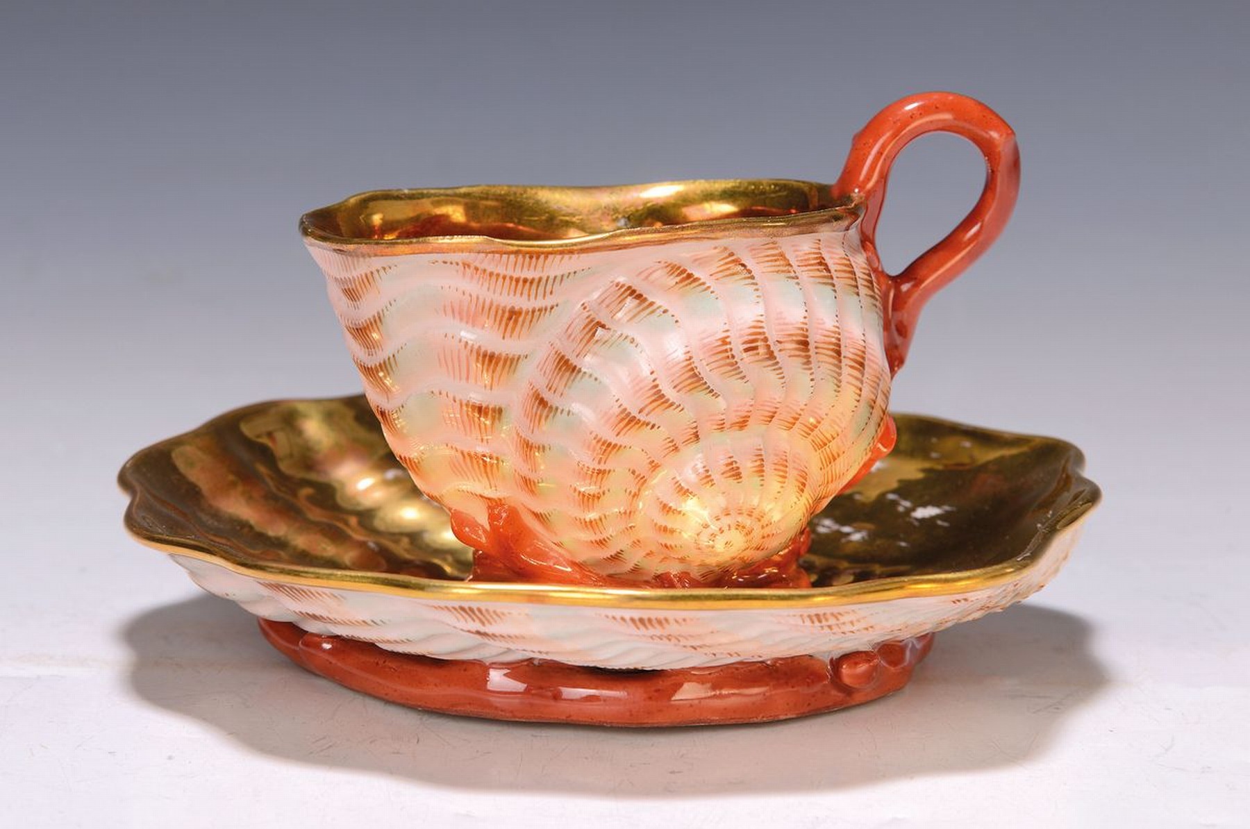 Muscheltasse mit Untertasse, wohl Lomonossov, 1894-1917,