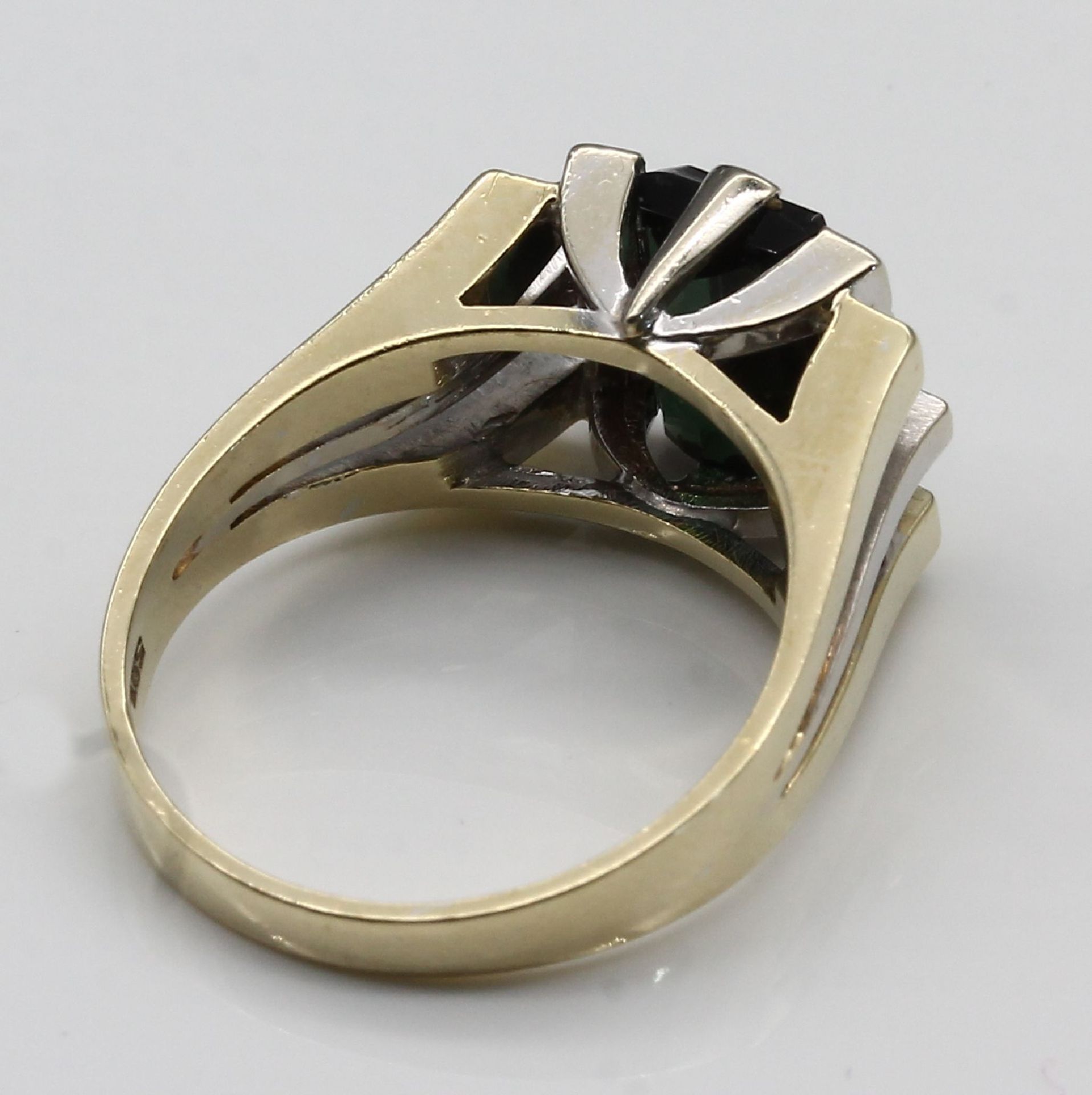 14 kt Gold Turmalin-Diamant-Ring,   GG/WG 585/000, facett. - Bild 3 aus 3
