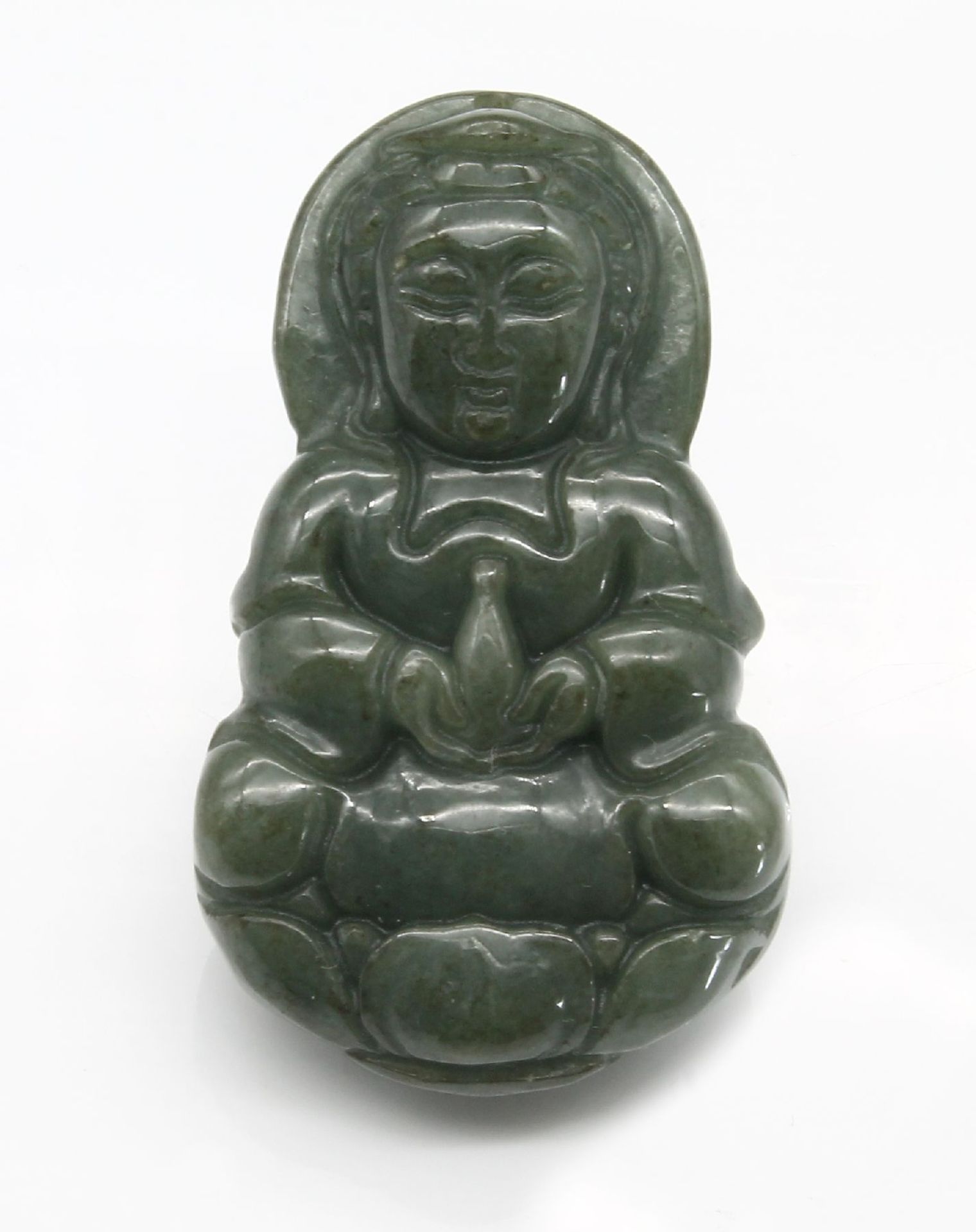 Jade-Anhänger, 'Buddha', 66.89 ct,   geschnitten,