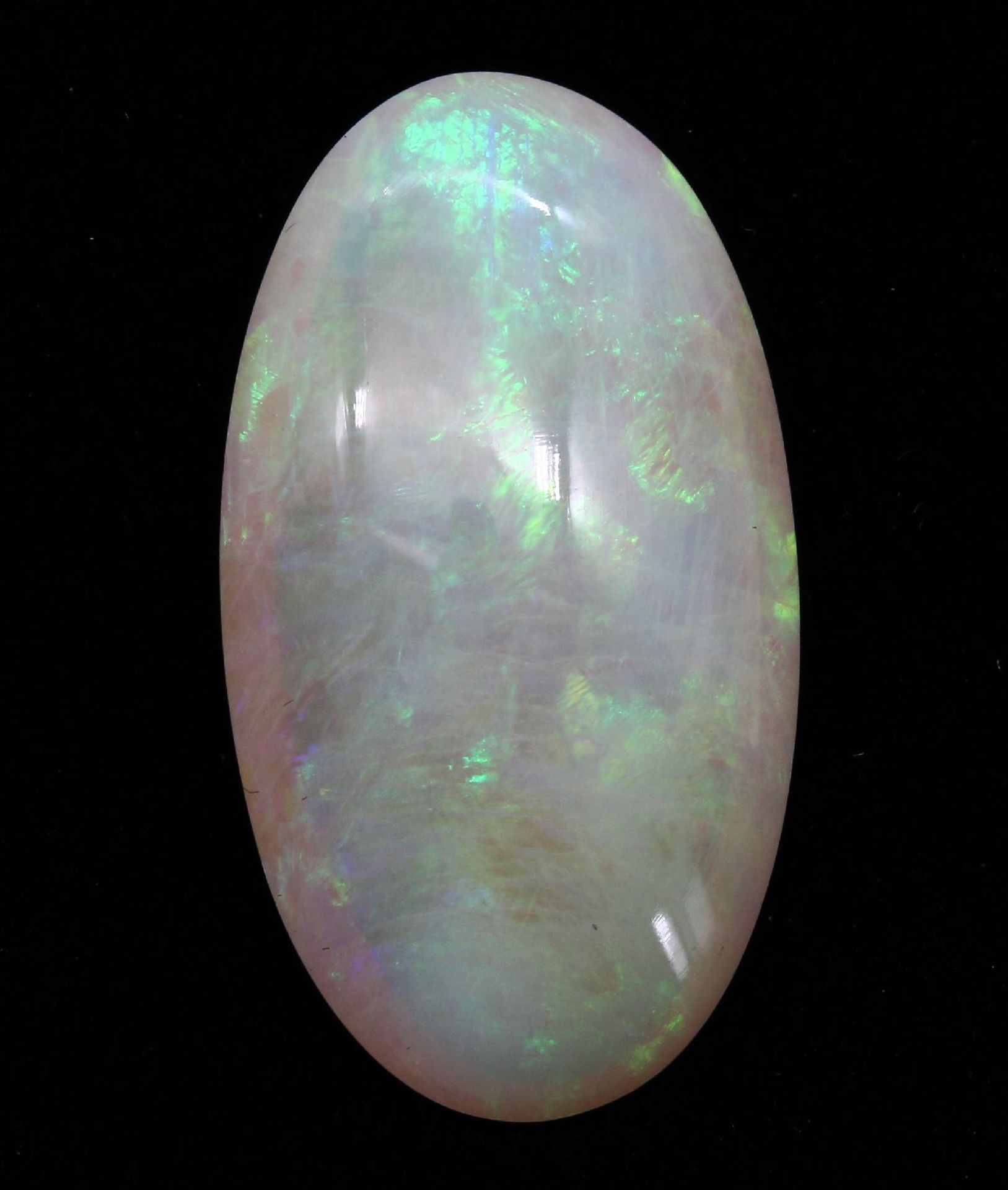 Loser Opal-Cabochon, länglich oval,   ca. 9.86 ct, schönes