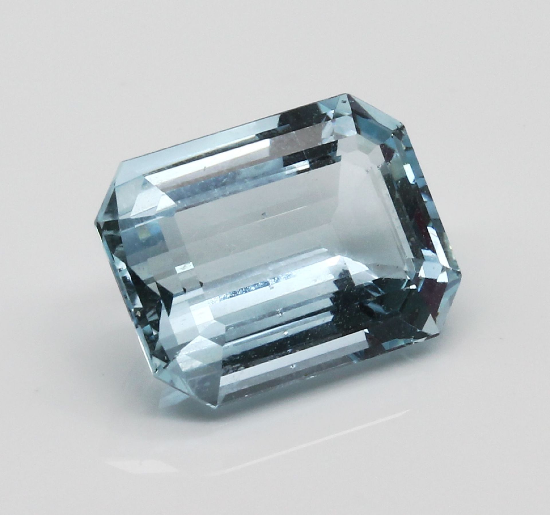 Loser Aquamarin ca. 15.0 ct,