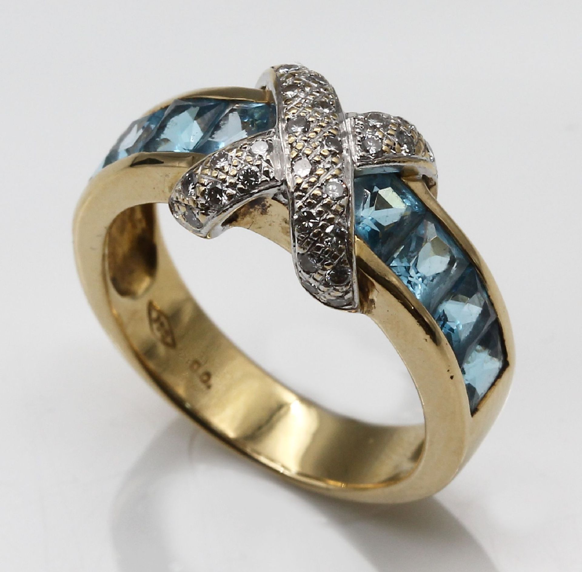 18 kt Gold Topas-Diamant-Ring,   GG/WG 750/ 000, 8 facett. - Bild 2 aus 5