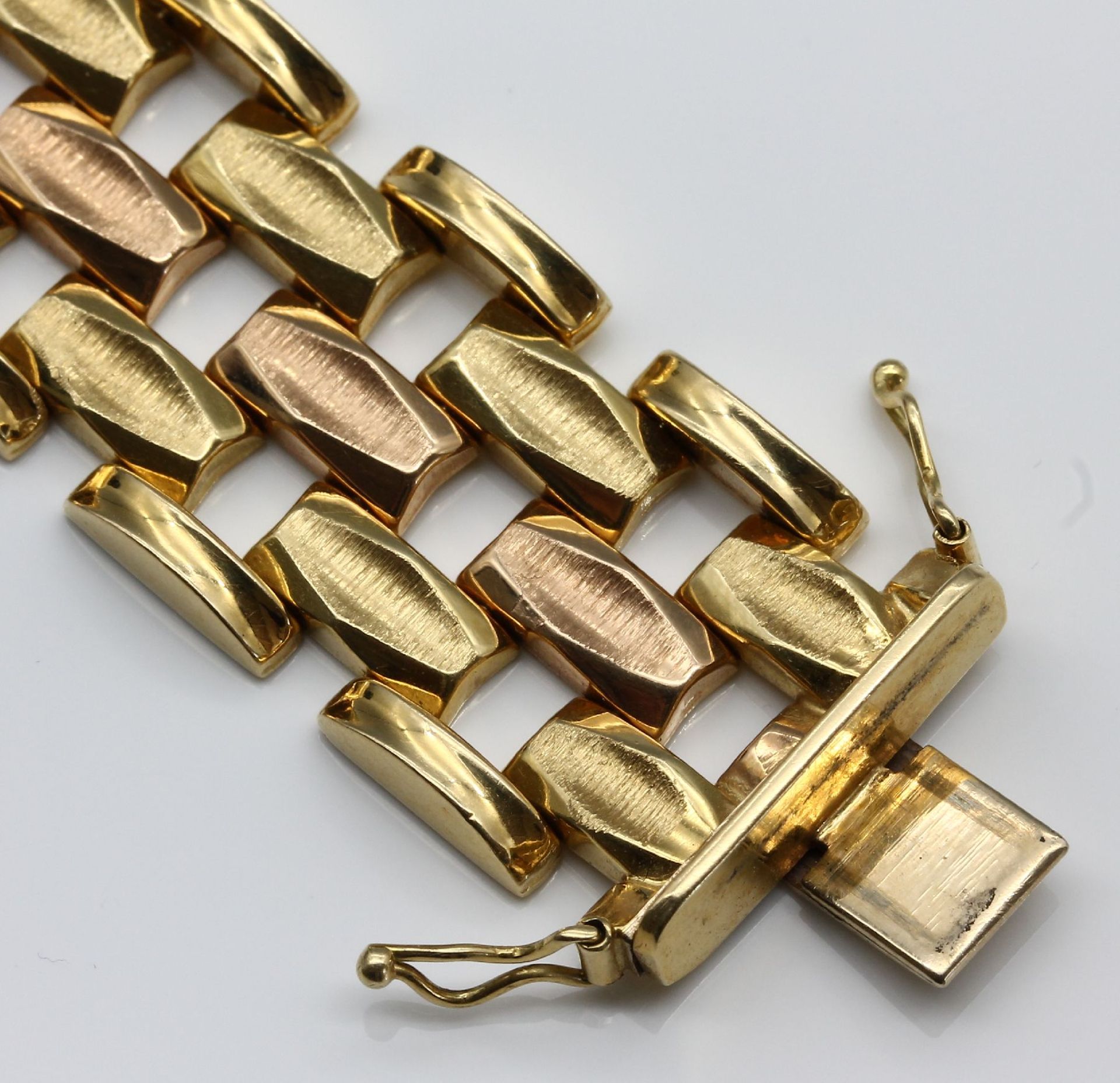 18 kt Gold Armband,   ca. 45 g, GG/RG 750/000, 1 Reihe in - Bild 2 aus 3