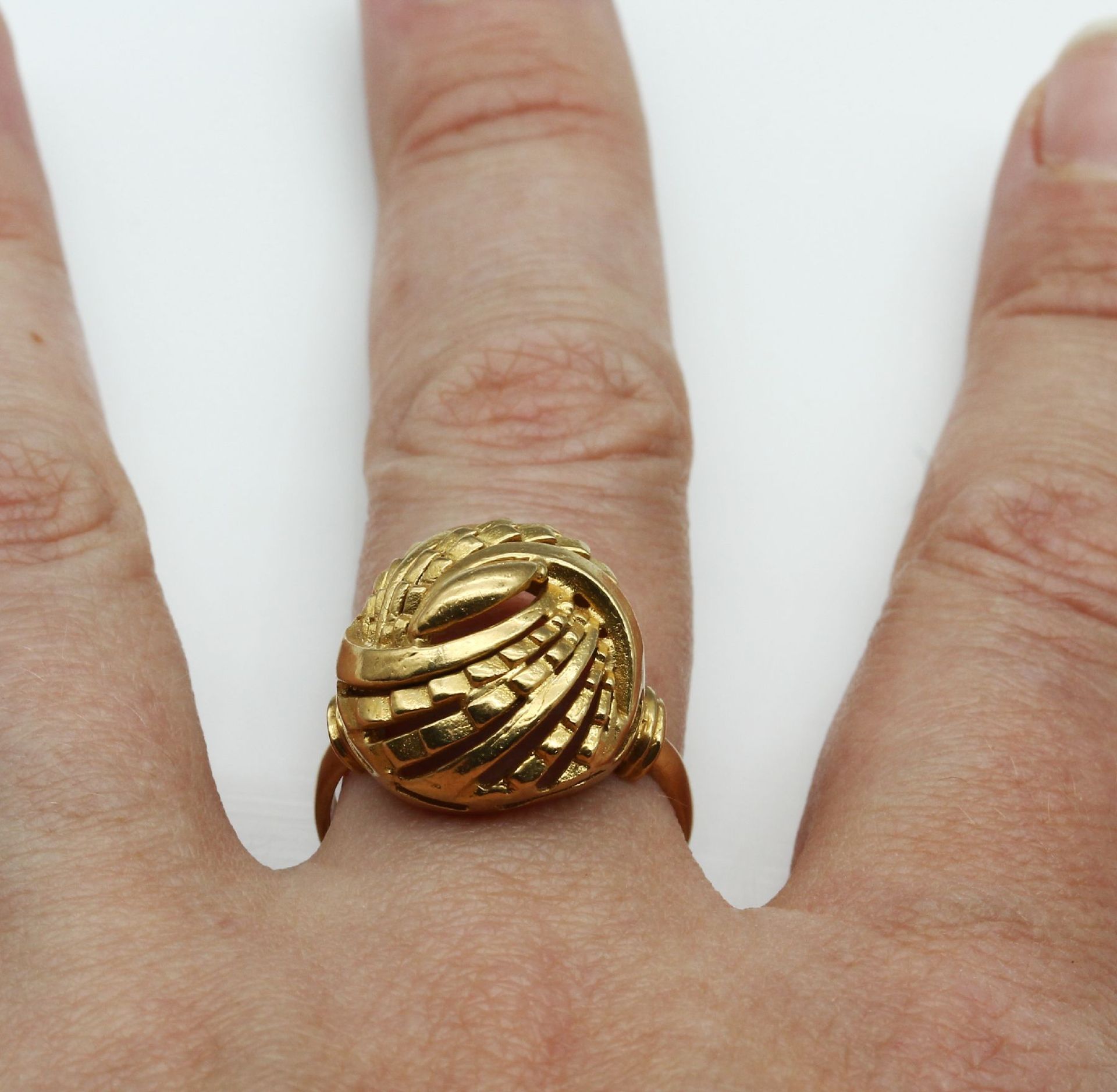 18 kt Gold Ring, ca. 9.4 g,   GG 750/000, Ringkopf in - Bild 5 aus 6