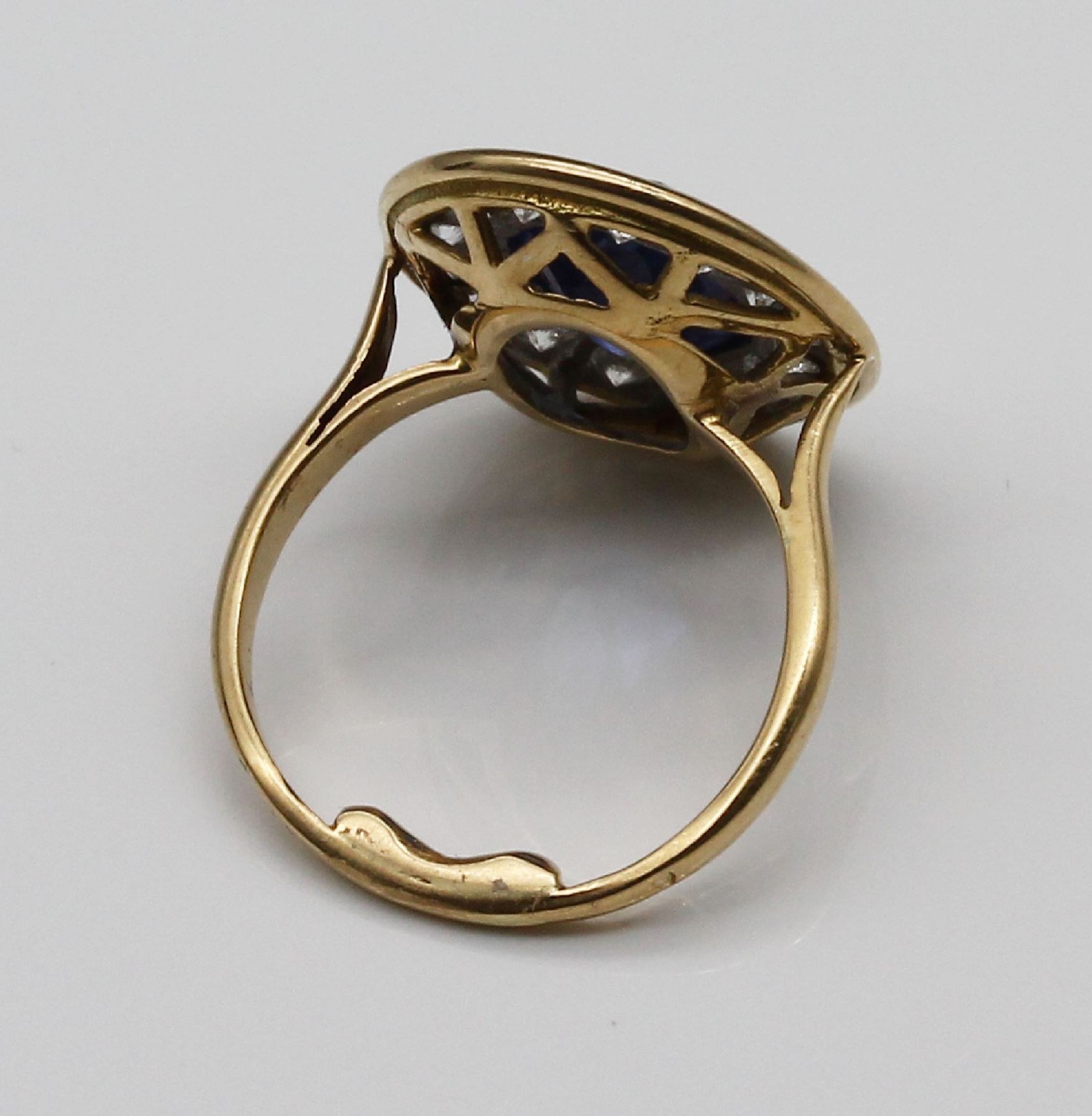 18 kt Gold Ring mit Saphir und Brillanten,   GG 750/000, - Bild 3 aus 5