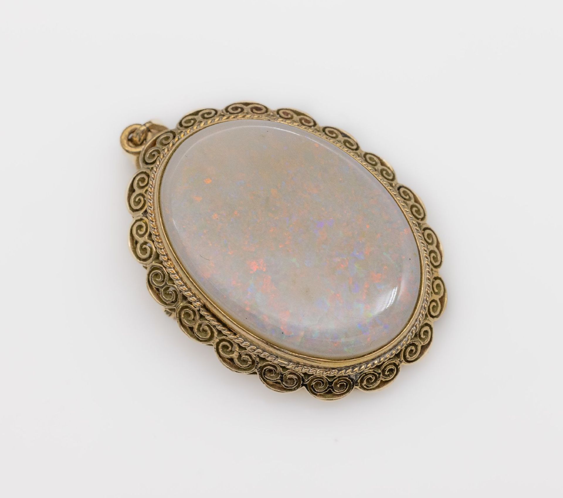 8 kt Gold Opal-Brosche/Anhänger, GG 333/000,   ovaler