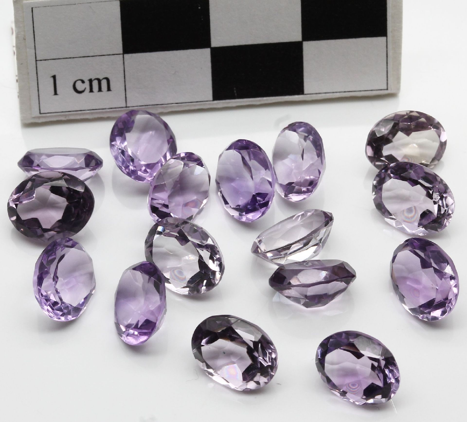 Lot lose Amethyste zus. ca. 684 ct, ovalfacett.