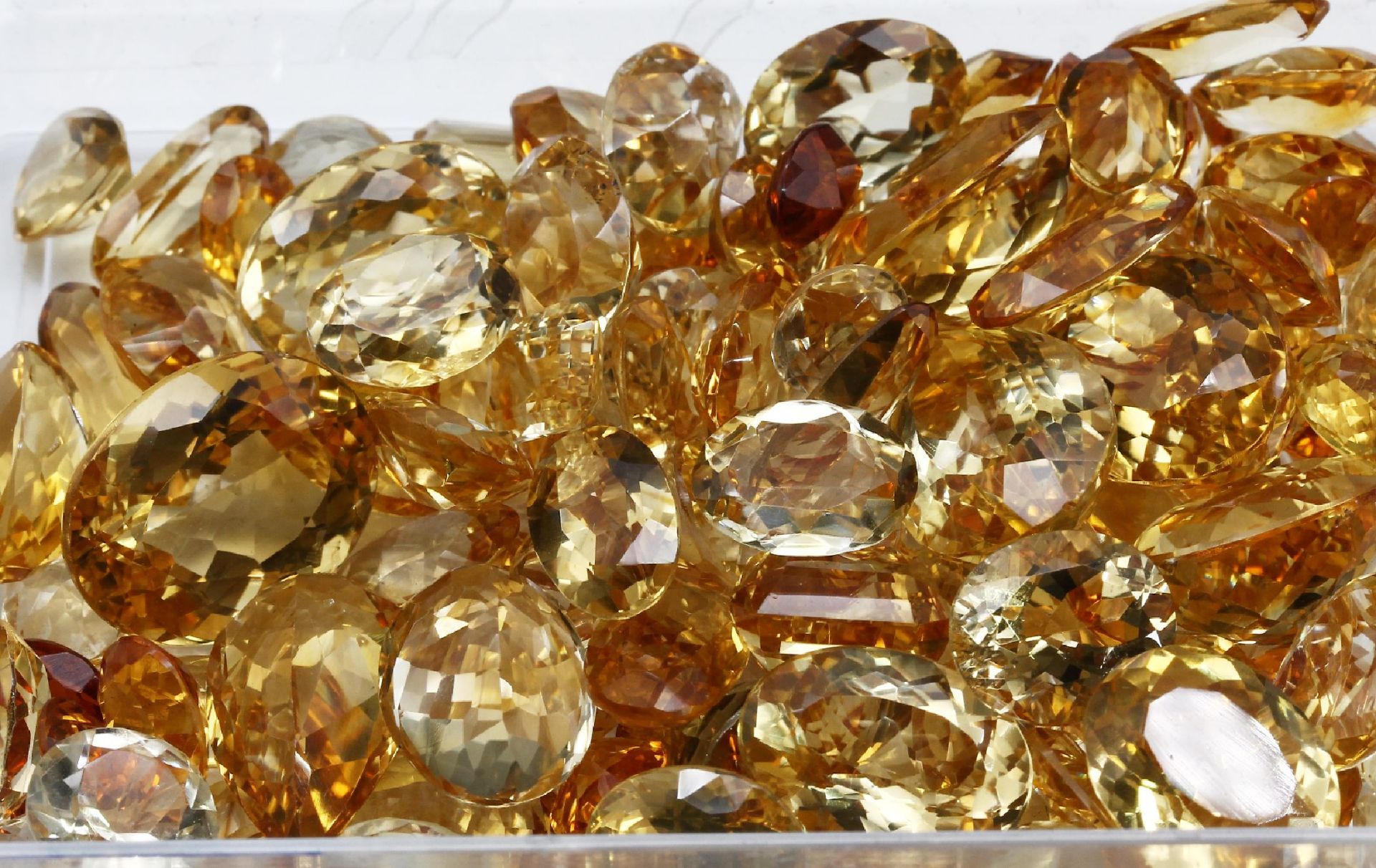 Lot lose Citrine total ca. 397 ct, Schleifarbeit aus - Image 2 of 2