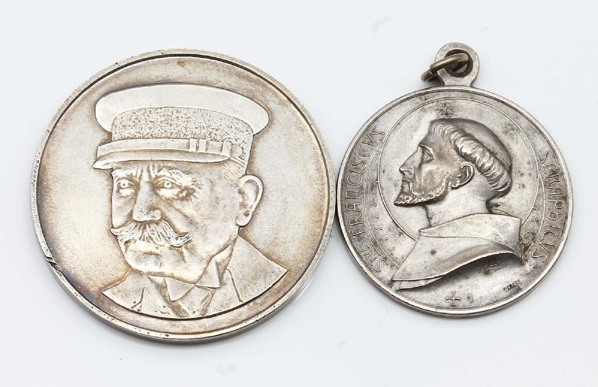 Konvolut 13 Medaillen, versch. Materialien u.a. Bronze - Image 11 of 15