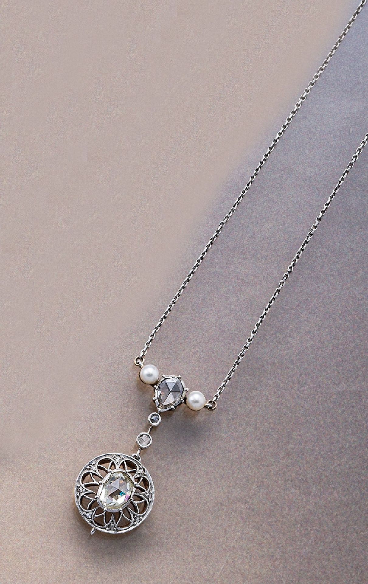 Platin und GG 585/000 Diamant-Collier, Mittelteil um